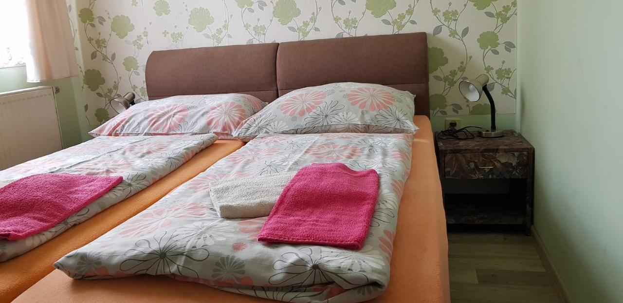 Villa Hawaii Rapotin Екстер'єр фото