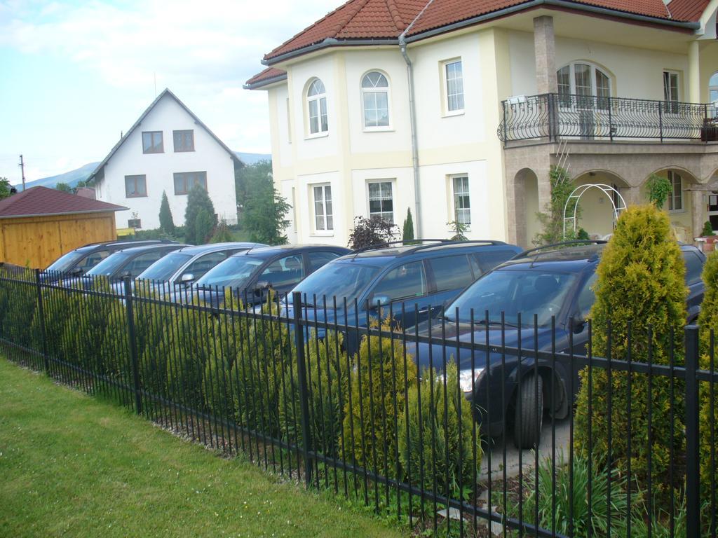 Villa Hawaii Rapotin Екстер'єр фото